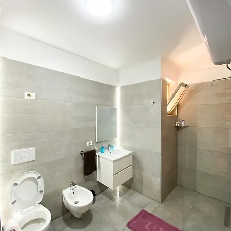 Modern At New Bazaar, Apartment