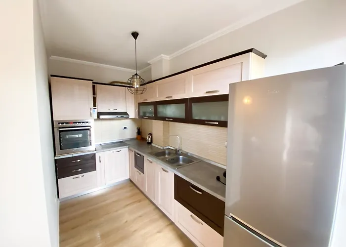 Modern At New Bazaar, 公寓